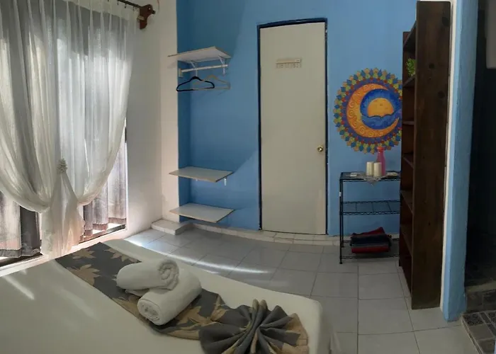 Ocean View Playa Del Nino Rooms & Apartments